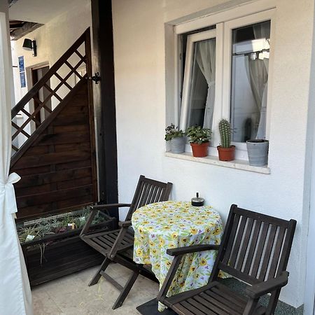 Angels - Anna Apartment พูลา ภายนอก รูปภาพ