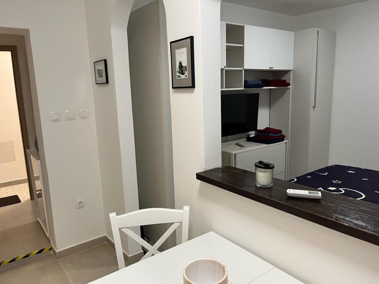 Angels - Anna Apartment พูลา ภายนอก รูปภาพ
